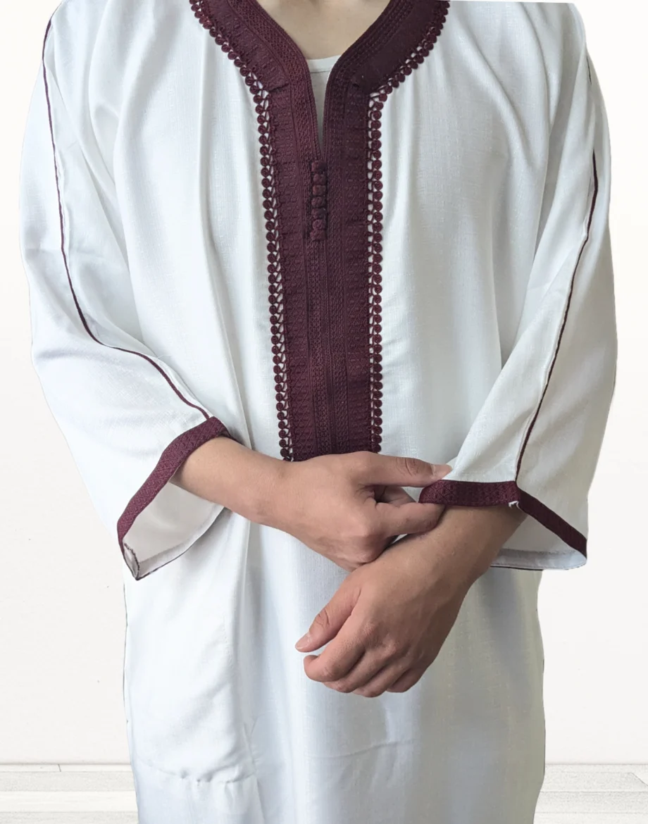 Gandoura de couleur bordeaux pour homme en tissu léger