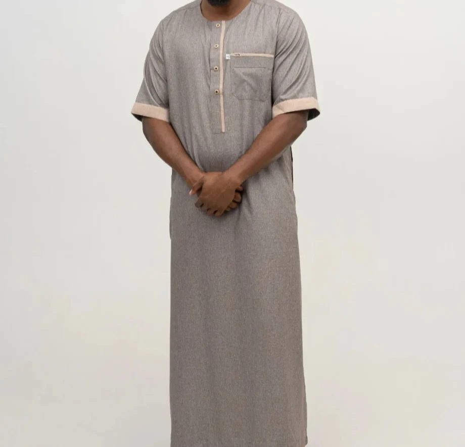 Qamis Marron Sable