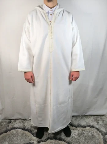 Djellaba marocaine blanche, vue de face